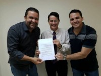 VEREADORES AMALEC E RENATO APRESENTAM PROJETO PARA CRIAR VAGAS PARA ESTAGIÁRIOS EM ARIQUEMES - Foto: ASSESSORIA