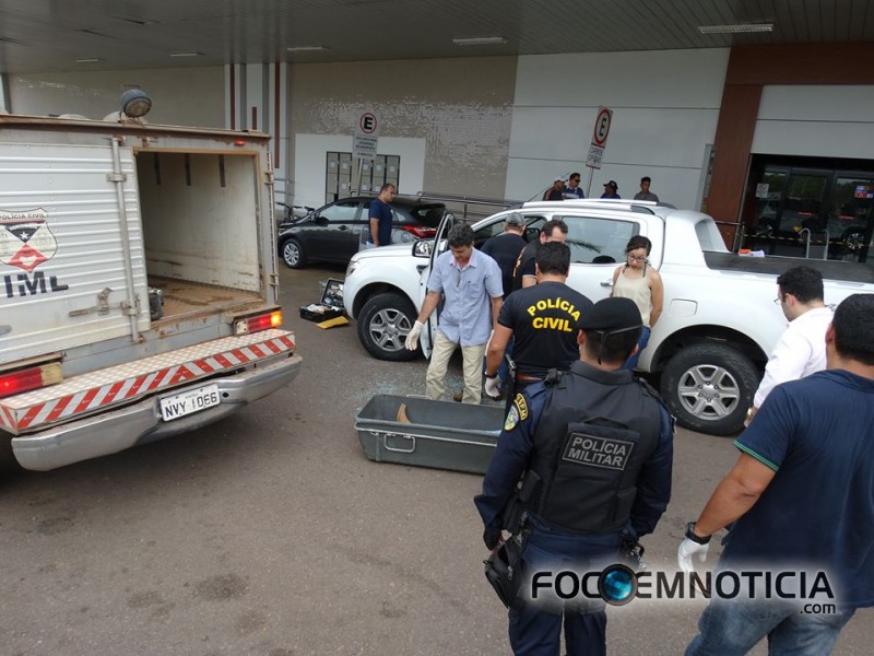 URGENTE: FAZENDEIRO  DE ARIQUEMES É ASSASSINADO NO AEROPORTO DE PORTO  VELHO