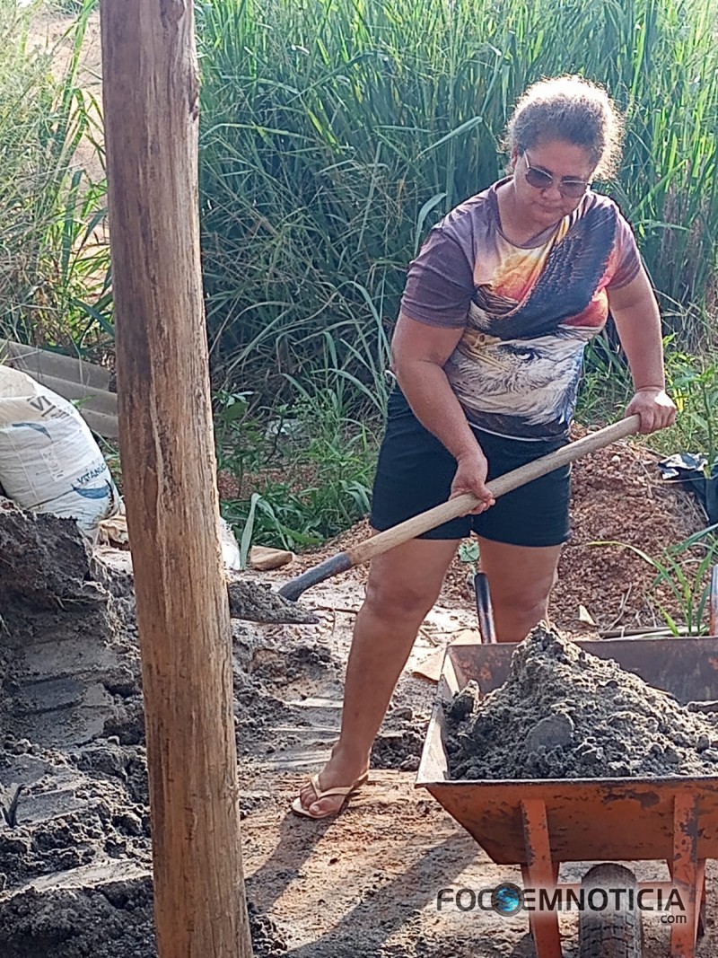 COM UMA HISTÓRIA DE SUPERAÇÃO FABIULA LOURENÇO VAI DISPUTAR A CÂMARA MUNICIPAL EM ARIQUEMES