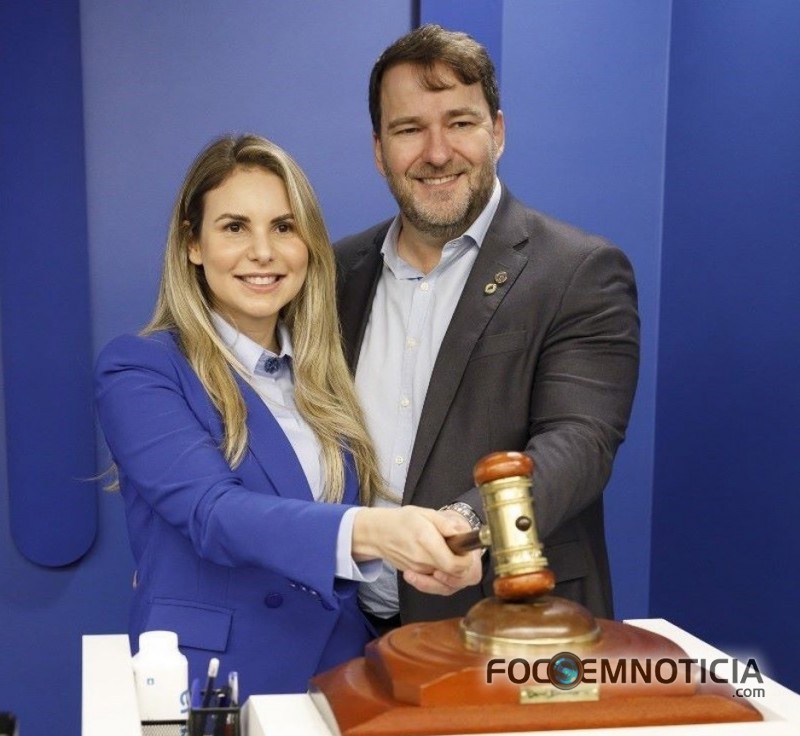 CHEGOU O DIA, QUEM COMANDARÁ A PREFEITURA DE ARIQUEMES, CARLA REDANO OU MARLEI MEZZOMO